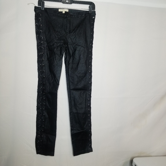 Hot and Delicious Side Laceup Pants - Picture 4 of 11